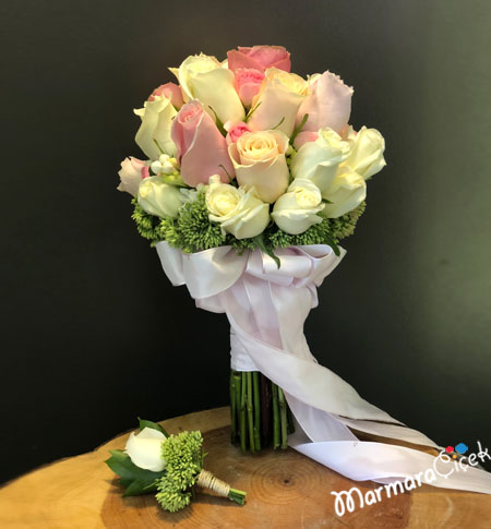 My Bridal Bouquet with Roses