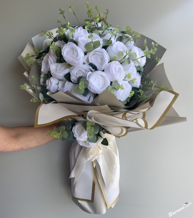 Artificial White Rose Bouquet