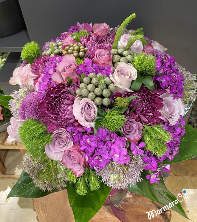 Boutique Engagement Flowers