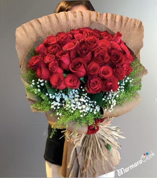 Natural Group Rose Bouquet