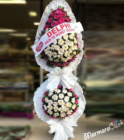 Good Deeds Wreath