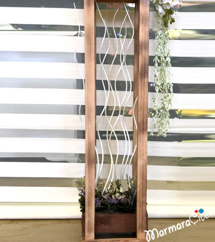 Yapay Çiçeklerden Şelale