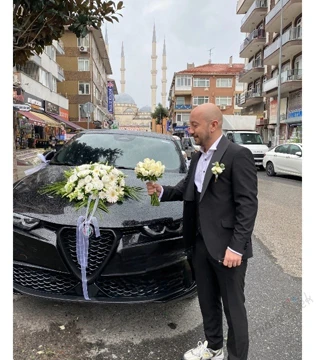 Gelin Arabası Ve Gül Gelin Buketi 