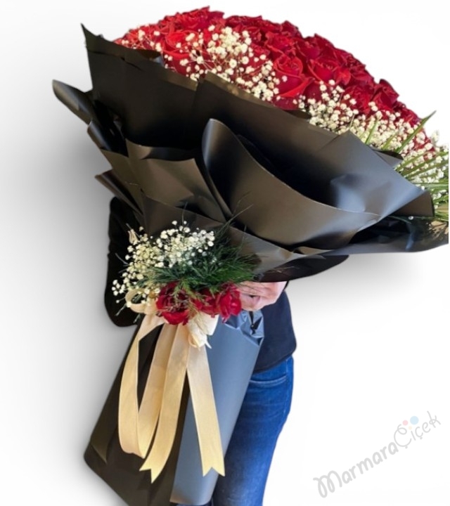 101 Explorer Kırmızı Gül Buket