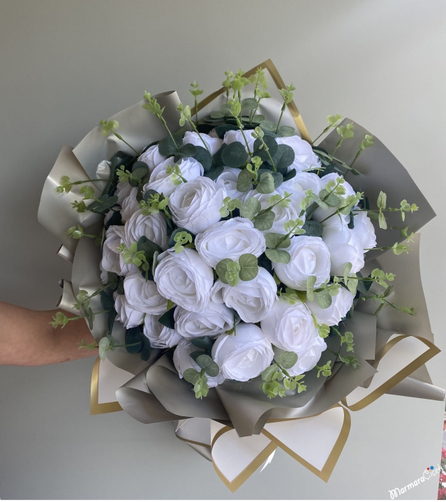 Artificial White Rose Bouquet