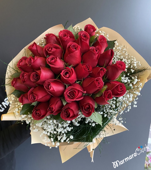 Red Rose Bunch