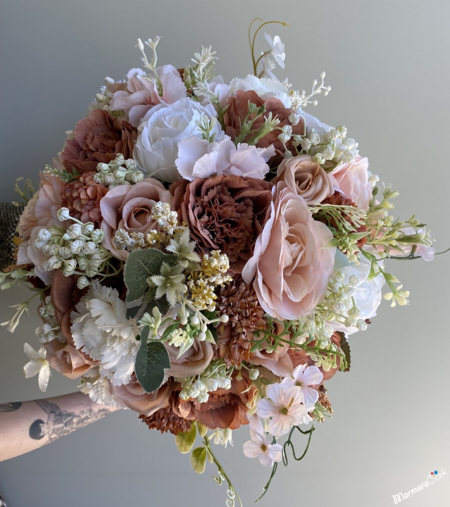 Artificial Engagement Flower