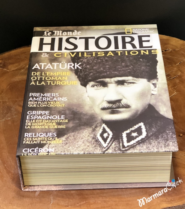 Atatürk Resimli Kitap Kutu