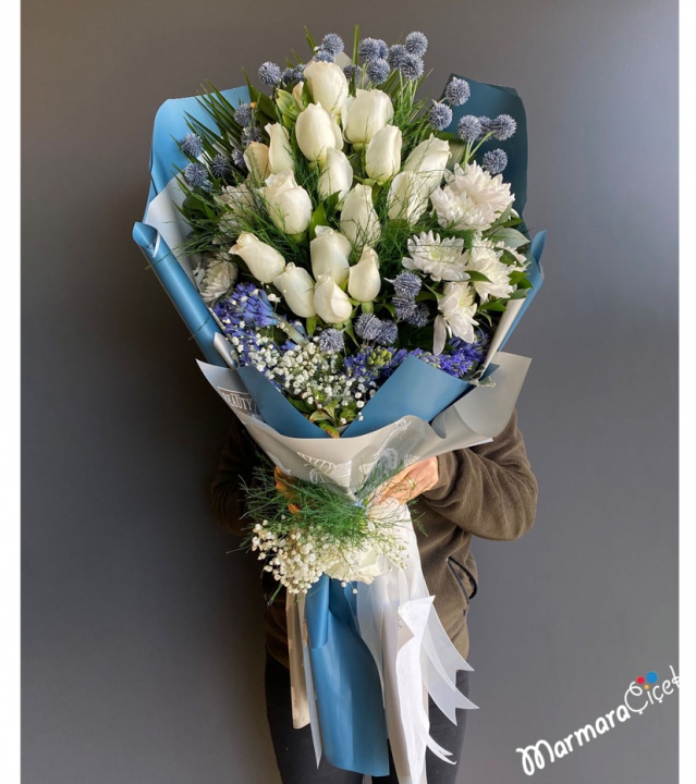 Bouquet of White Roses