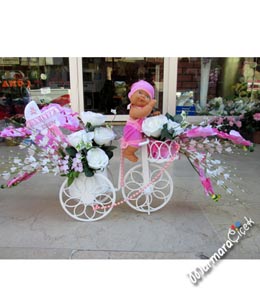Bisiklette Kız Bebek Çiçeği