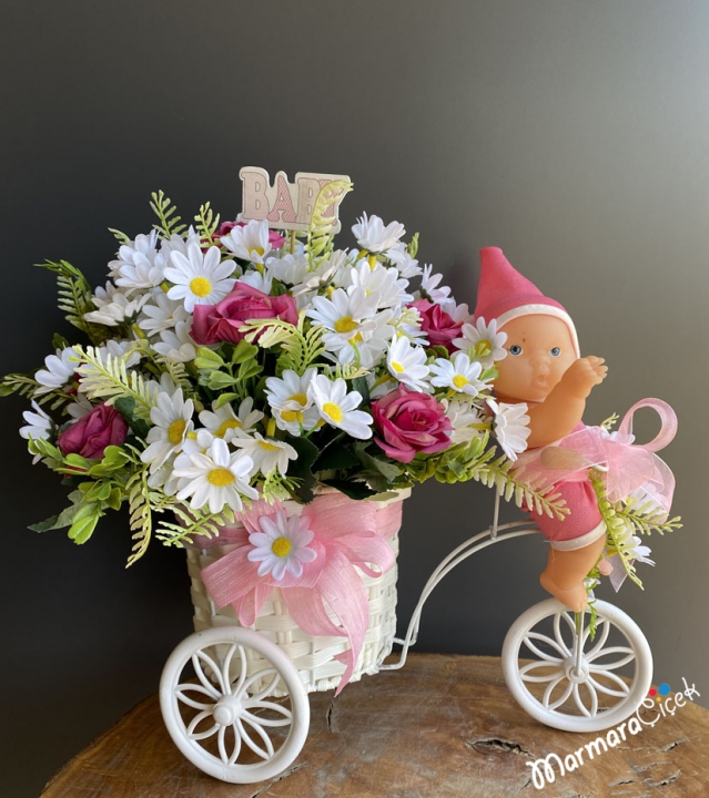 Yapay Papatyalar Kız Bebek Tebrik Çiçeği