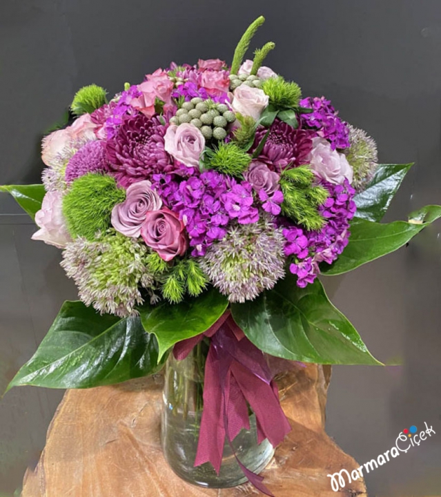 Boutique Engagement Flowers