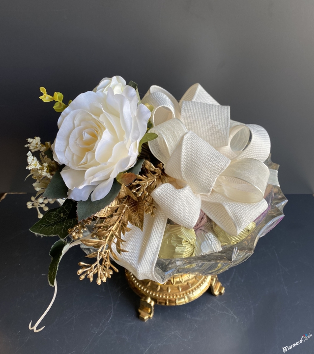 Gold Detay Gondol Nişan Çikolatası