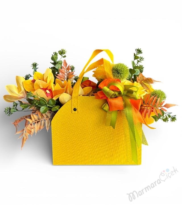 Sarı Çantalı Yapay Çiçek Aranjmanı