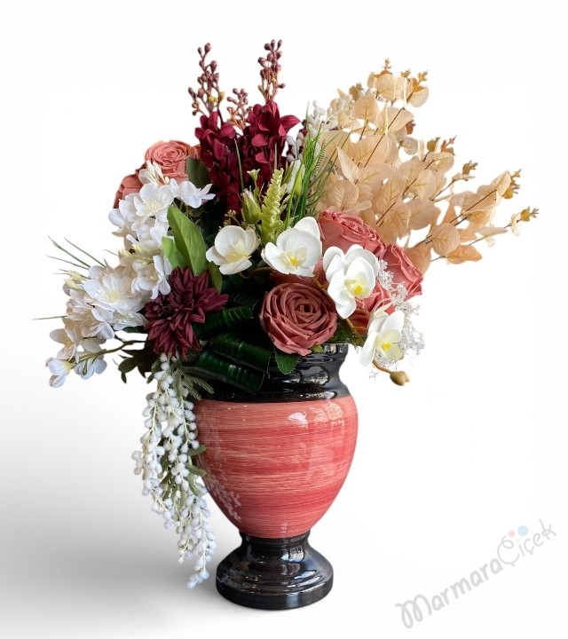 Pastel Tonlarda Vazolu Yapay Çiçek Aranjmanı