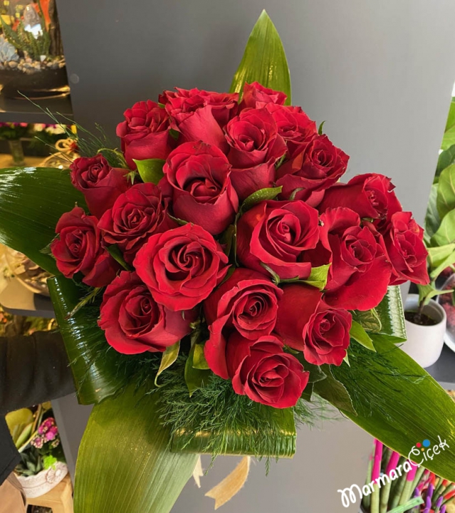 Imported Red Rose Bouquet