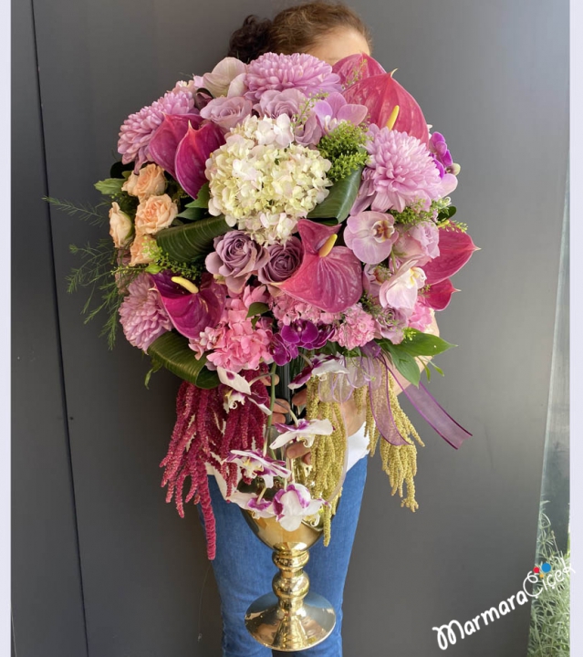 Jumbo Engagement Flower