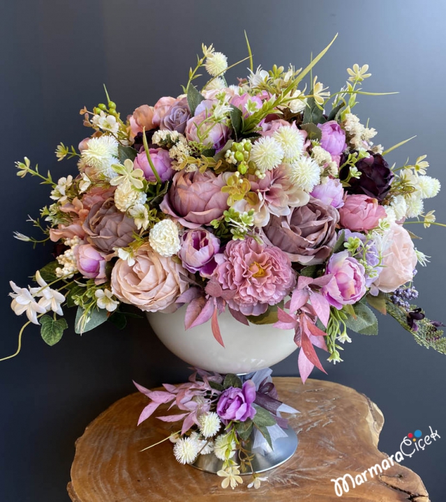 Jumbo Artificial Engagement Flower