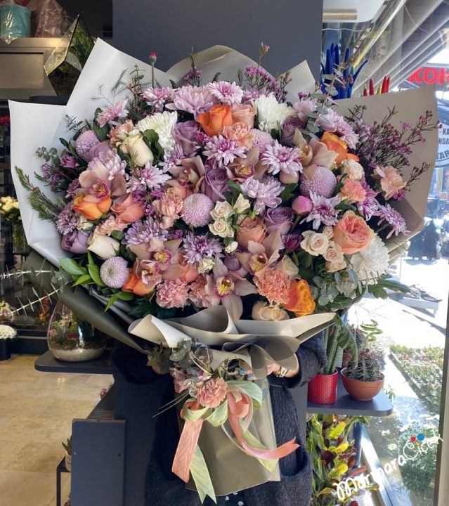 Jumbo Size Flower Bouquet
