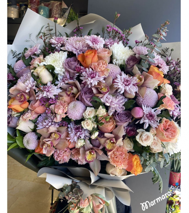 Jumbo Size Flower Bouquet