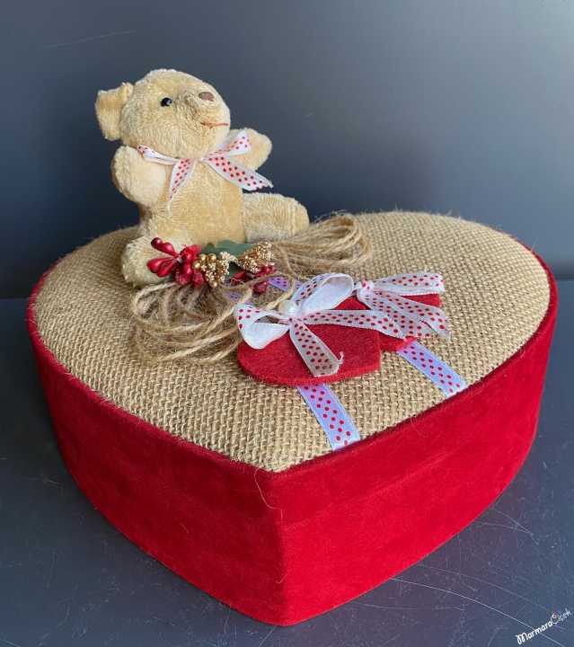 Kadife Kalp Kutu Peluş Ayıcık Çikolata