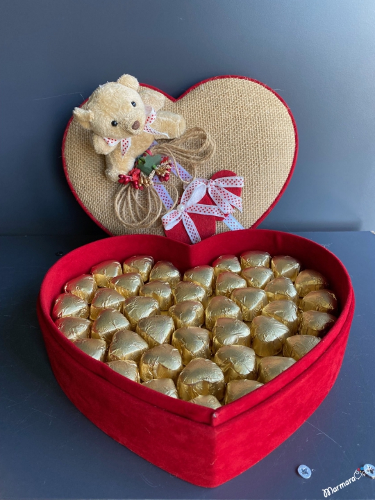 Kadife Kalp Kutu Peluş Ayıcık Çikolata