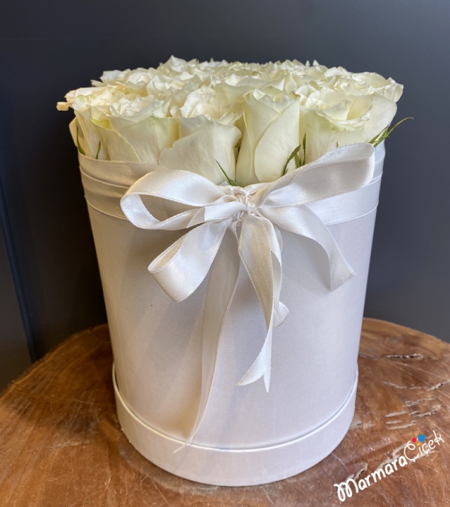 White Roses in a Box