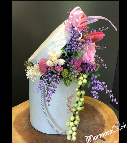 Kutuda Şoklanmış Gül 