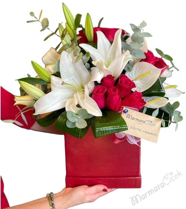 Lilyum Gül Aranjman