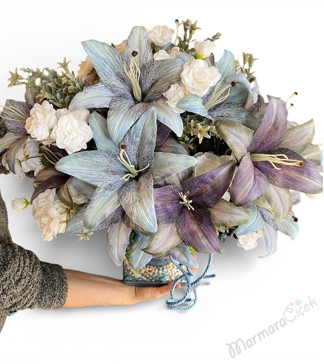 Mavi & Lila Yapay Vazo Aranjmanı