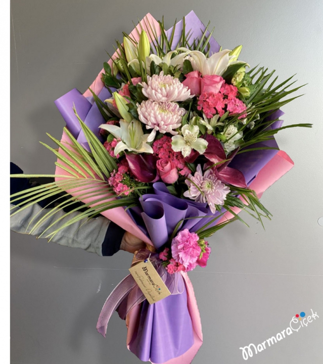 Purple Pink Bouquet of Flowers