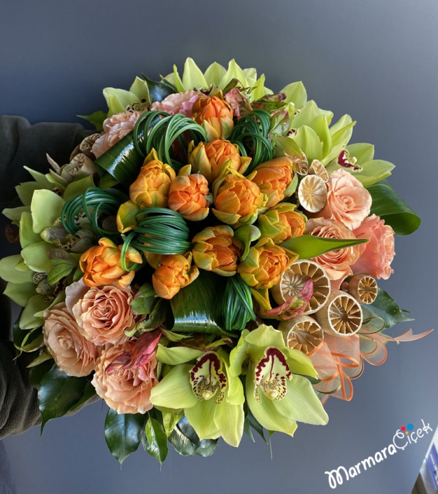 Special Orange Tone Arrangement