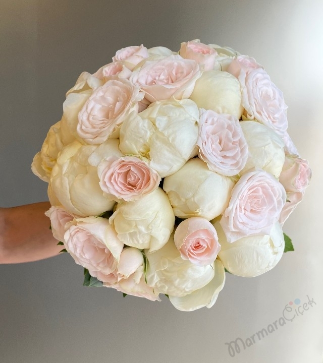 Romantik Şakayık Gelin Çiçeği