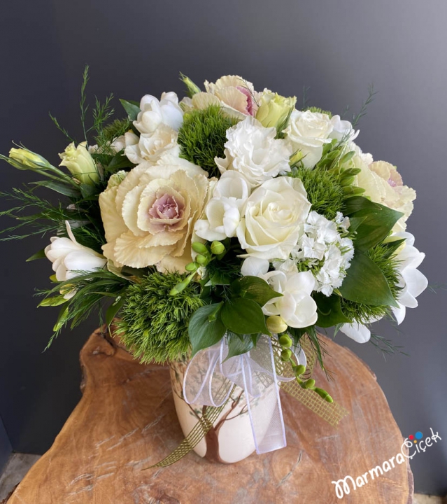 Simple and Elegant Arrangement