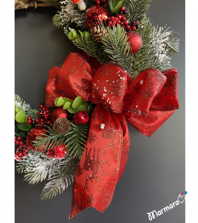 Stylish Christmas Door Wreath