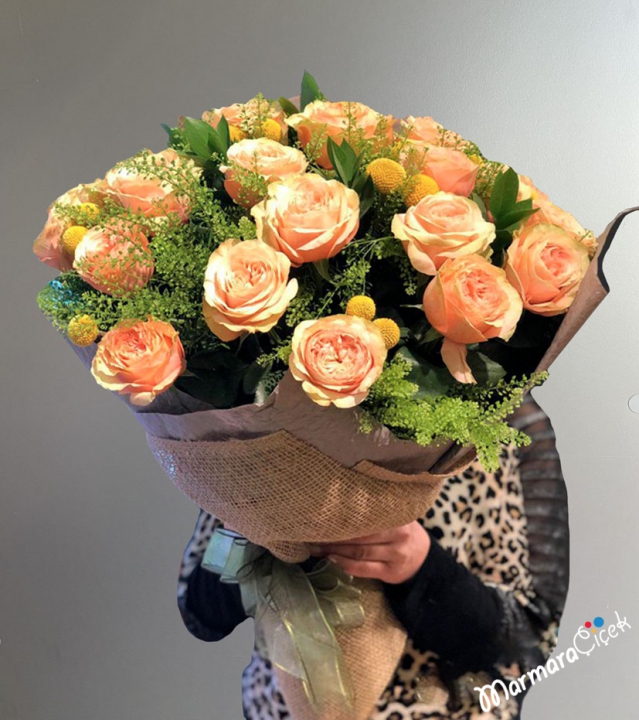 Salmon Rose Bouquet