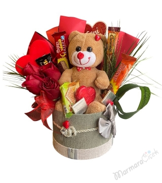 Ayıcık ve Çikolatalı Hediye Aranjmanı