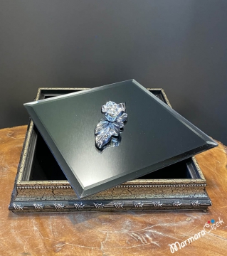 Ayna Kapaklı Nişan Çikolata Tepsisi