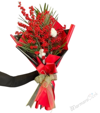 İlex Yılbaşı Buketi