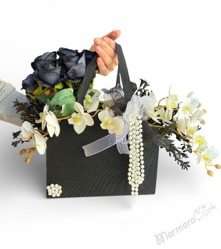 İnci Detaylı Yapay Orkide & Gül Çanta