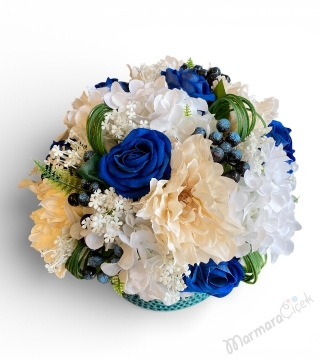 Mavi & Krem Tonlarda Yapay Aranjman