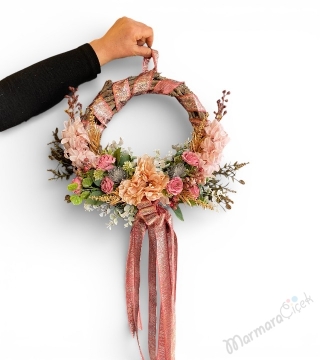 Pembe Tonlarda Yapay Kapı Çelengi