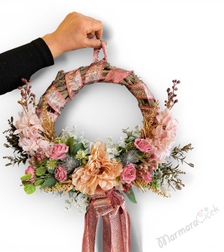 Pembe Tonlarda Yapay Kapı Çelengi