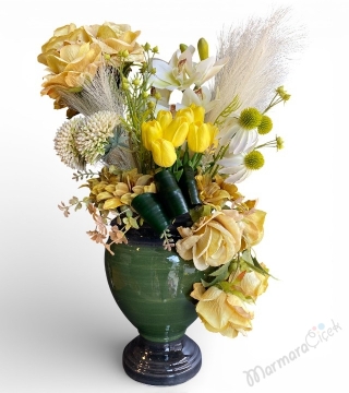 Sarı & Krem Tonlarda Yapay Aranjman 