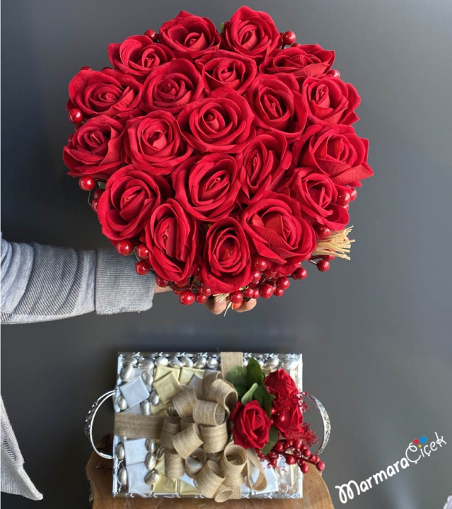 Artificial Flower and Chocolate Set