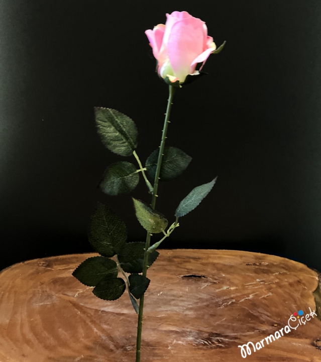 Yapay Pembe Tek Gül