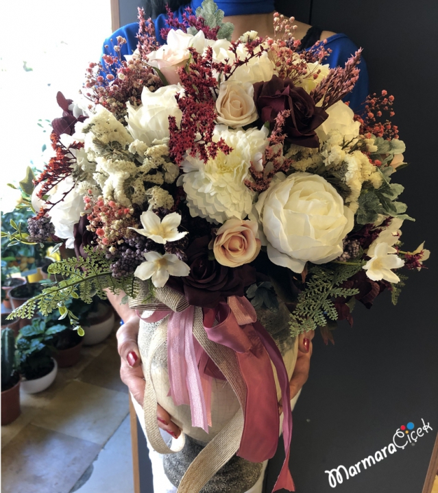 Artificial Engagement Flower