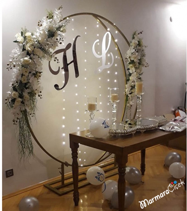 Artificial Engagement Table Arch Decoration